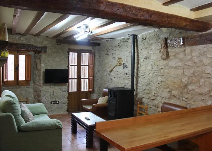 Casa Rustica En Villafranca Del Cid Con Vistas A La Montana \